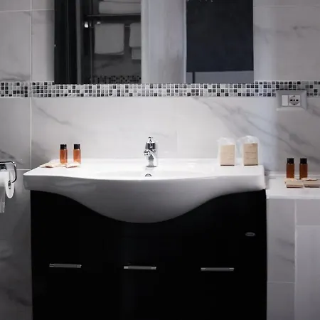 Alojamento de Acomodação e Pequeno-almoço Vatican 4*