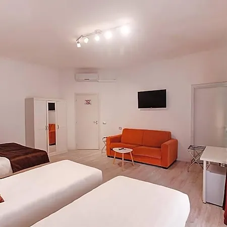 Vatican Bed & Breakfast 4*